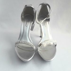 New ME OR Silver Rhinestones Siletto with ankle strap